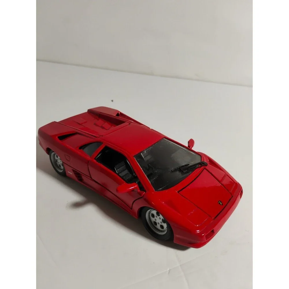 Welly 1:24 Lamborghini Diablo Red NO 9374
